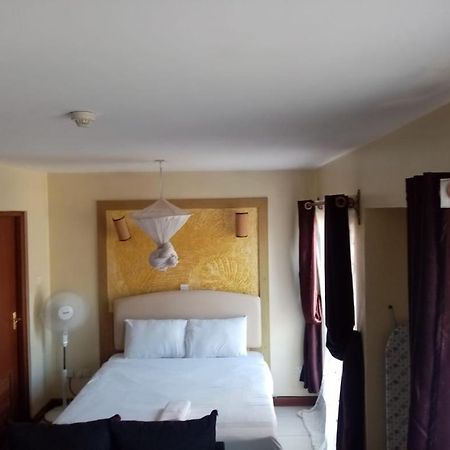 Kim Suites - Mvuli Studio Apartment ナイロビ エクステリア 写真